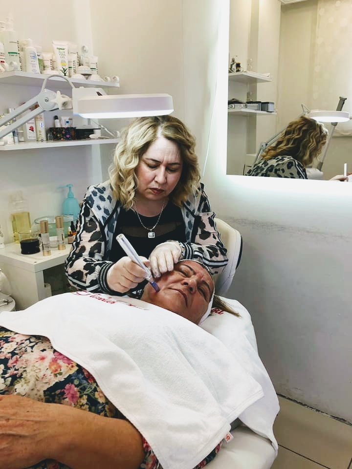 Işıl Işıl cilt bakımı uygulama odası